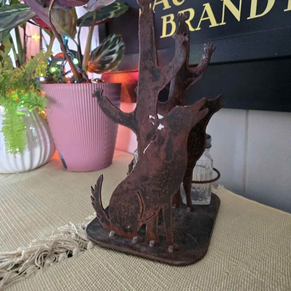 Metal Howling Coyote And Cactus Napkin, Salt, Pepper Holder